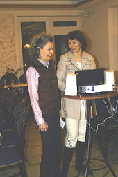 Frau Stinnes im Gespr&auml;ch