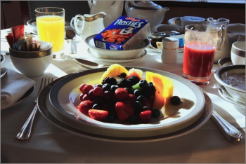 Queen Mary: Fr&uuml;st&uuml;ck